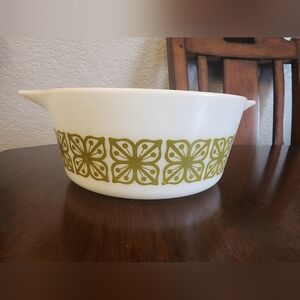 Vintage Pyrex 1.5 Quart 474 Bowl